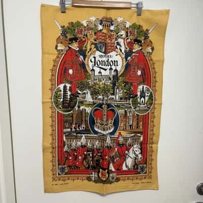 Decorative Tea Towel - Royal London