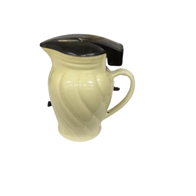 Vintage Cream and black speedie kettle