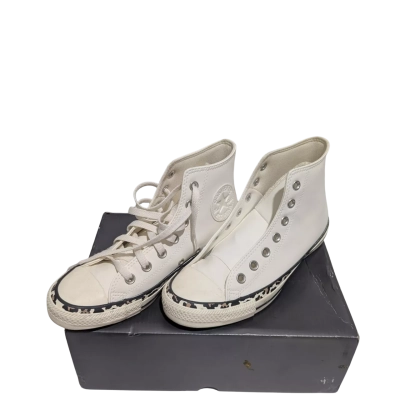 Converse Womens  Size 8 Sneakers Animal print / Beige 