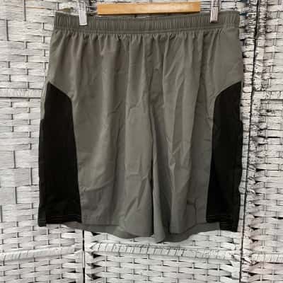 Puma Mens  Size L Black  / Grey Shorts