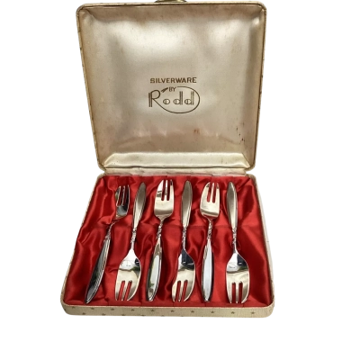 Vintage Rodd Silver Plate Set of 6 Dessert Forks with Box 