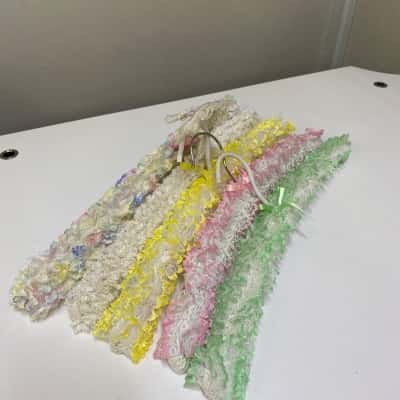 crochet-covered clothes hangers X5