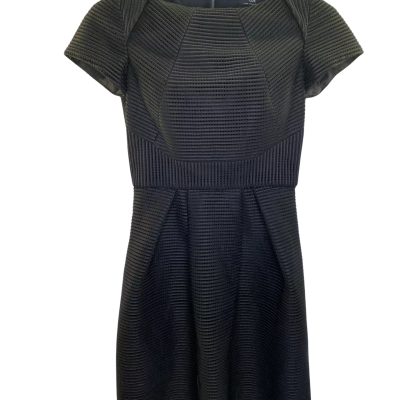 Cue Womens  Size 8 Mini Dress Black  