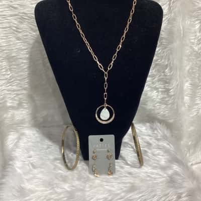 Katies Womens Bangle / Earrings / Necklace Other / White 
