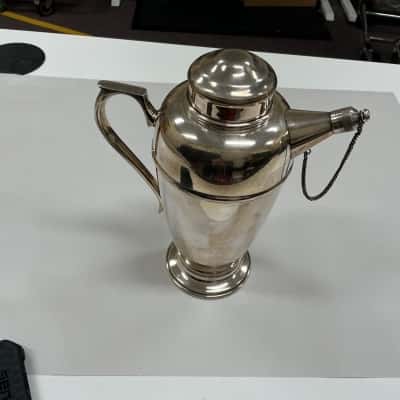 vintage Art deco cocktail shaker