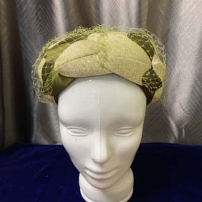 Iconic 1950's Olive Vintage Mid Century Pill box Laurel (Leaf) Design Hat with netted veil 54cm small 