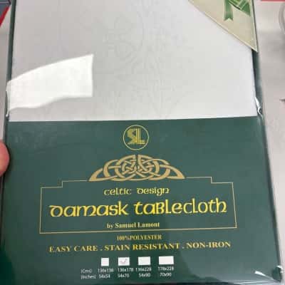 Celtic Design Damask Tablecloth 136x178x54x70
