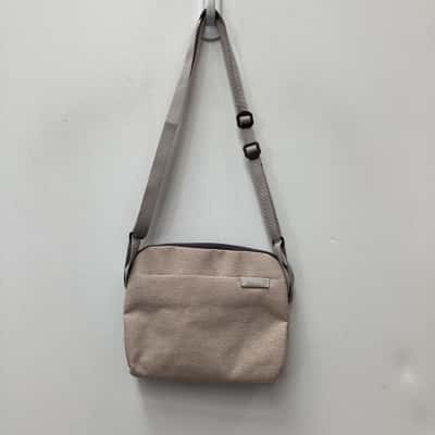 Unisex  bell Roy travel shoulder purse 