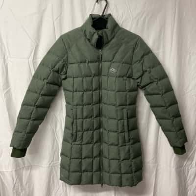 Women’s Mountain Designs Green Size 8 Puffer 