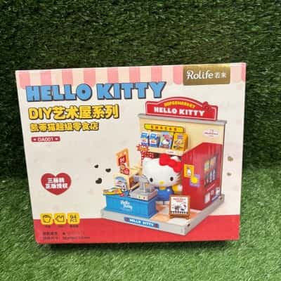 Hello Kitty Super Snack Shop DIY Kit (New)