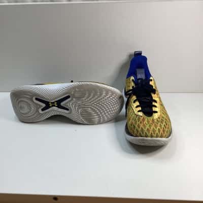 Under Armour Mens  Size 9 Sneakers Black  / Blue / White / Yellow 