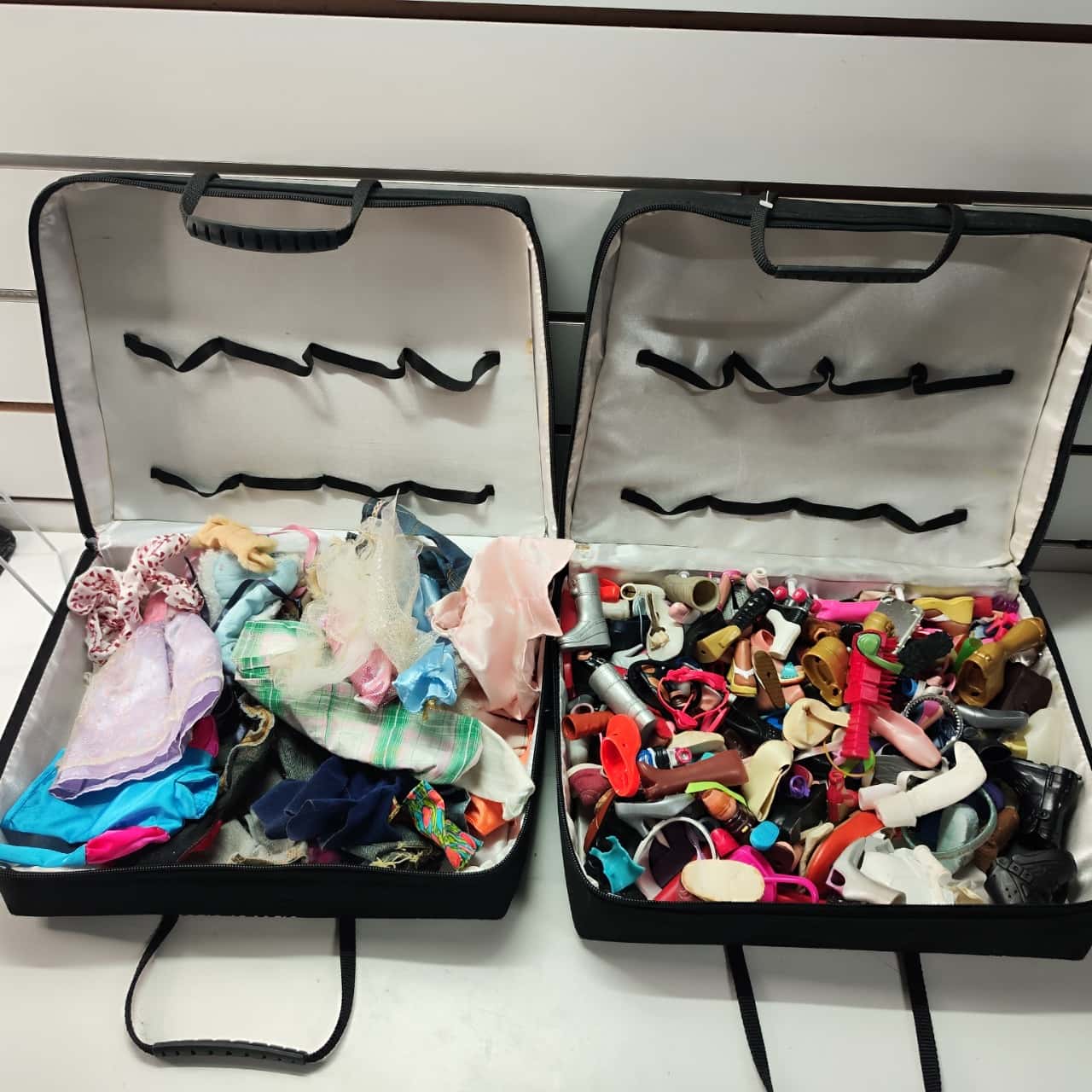 2x Briefcases of Barbie Goods (s)