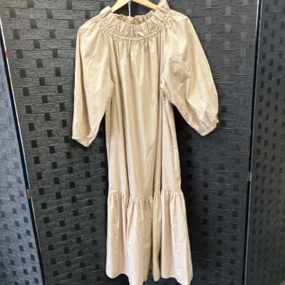 David Jones Womens  Size 10 Beige 