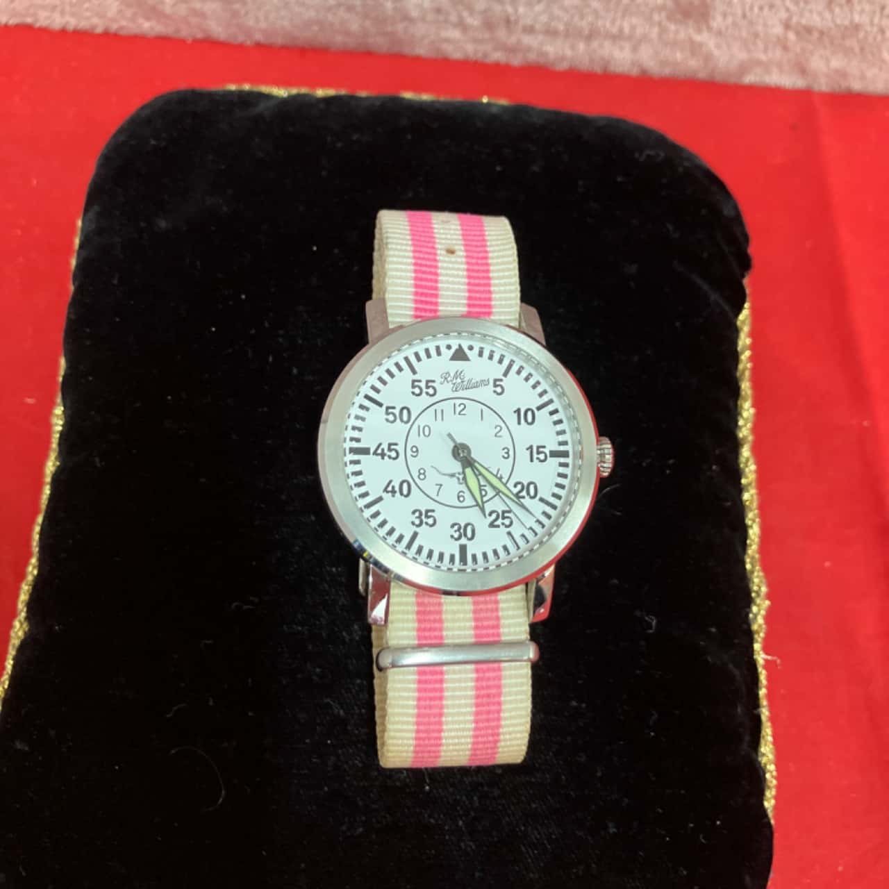 R.M. Williams Unisex Stainless Steel Water Resistant Japan  display picture 1