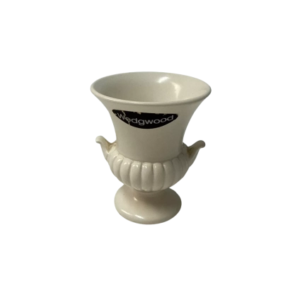Wedgwood small vase 9.5cm