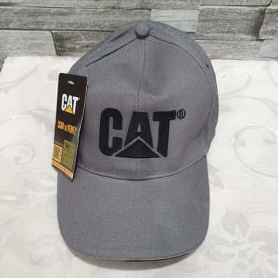 BNWT  Cat Unisex Black  / Grey Cap