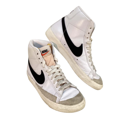 Nike Unisex  Size 38 / 5.5 Sneakers White 