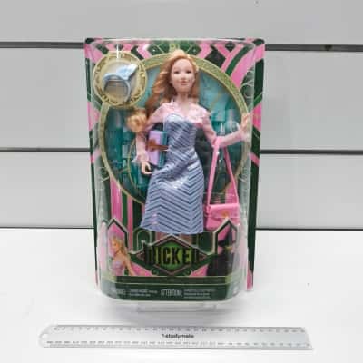 "Wicked" Glinda at Shiz University Fashion Doll