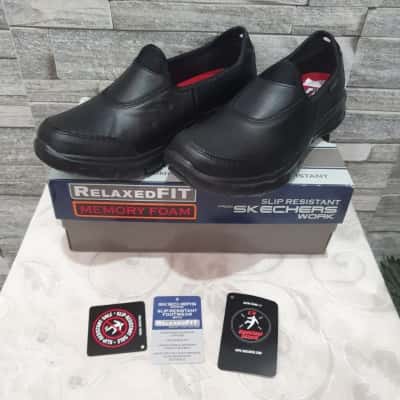Skechers Women's Black Size 8.5 Work Loafers 