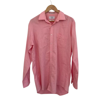 Van Heusen Mens  Size XXL / XXXL Business Shirt / Long Sleeve Shirt Pink  