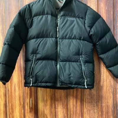 Kathmandu Kids  Size L  puffer Jacket Black  