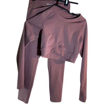  Womens  Size XS Active Long Sleeve Cropped Rib Top