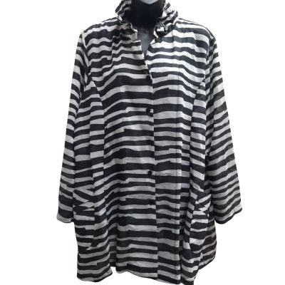 OLLA OH Black / Light Grey Distinctive Stripe Lightweight Semi Sheer Jacket in Size L