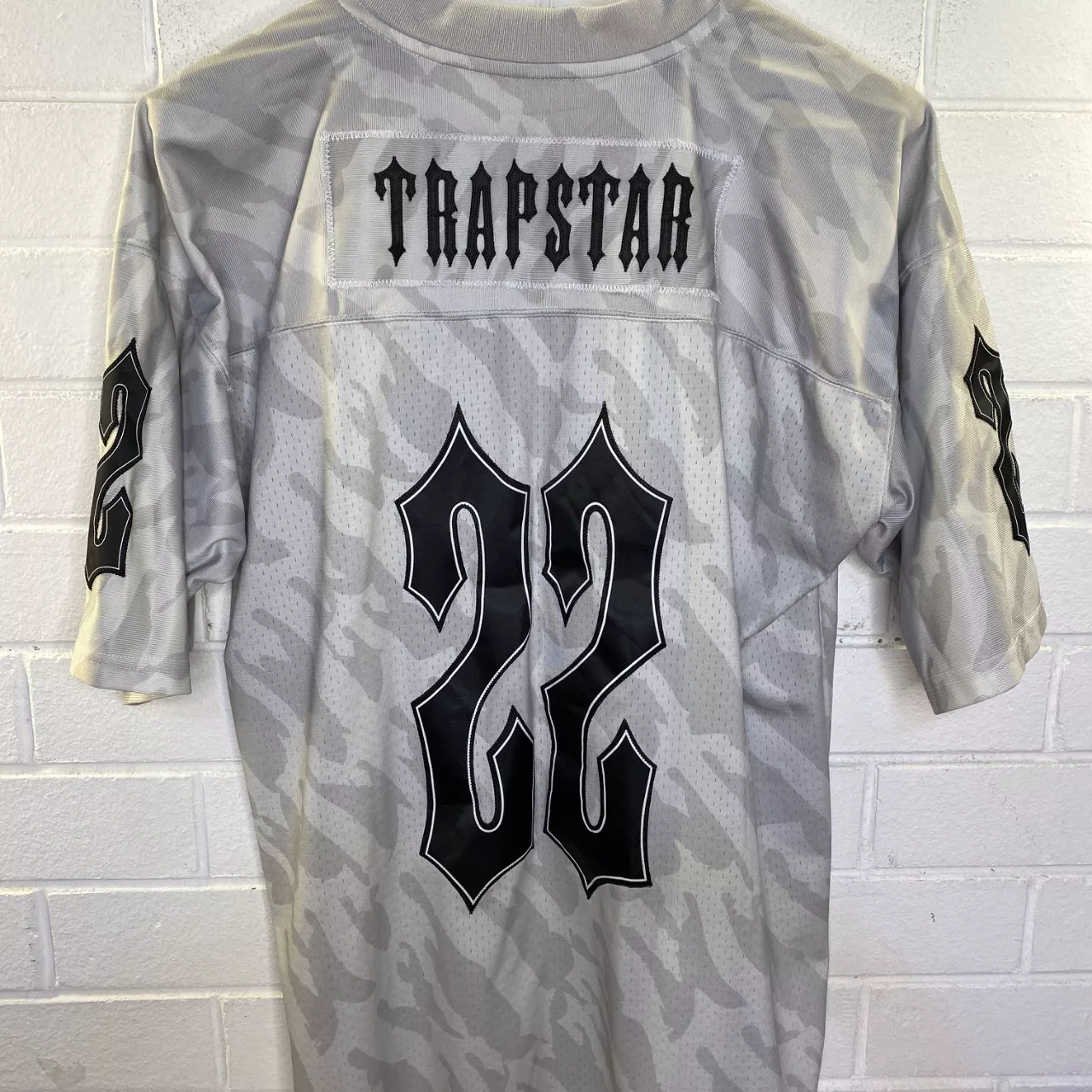 NFL Mitchell & Ness Trapstar 22 Mens Size L Short Sleeve Shirt