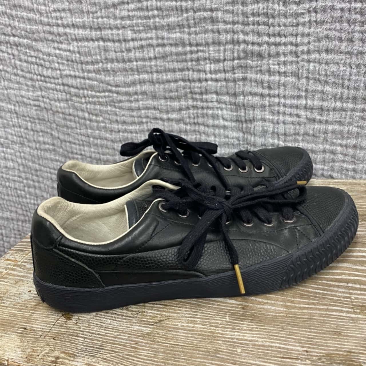 Alexander McQueen for Puma Womens Size 7/40.5 Sneakers Black
