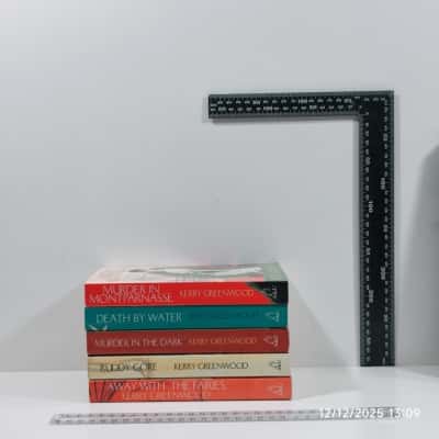 Kerry Greenwood Book Bundle 5pcs PreOwned 