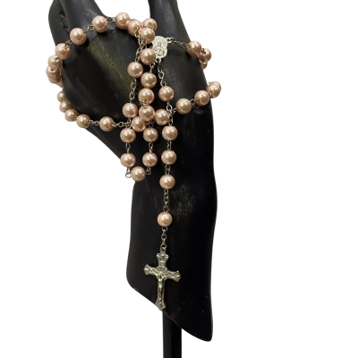 Women’s pearl/silver cross Necklace