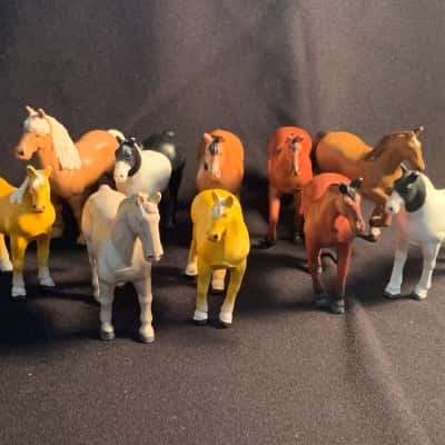 Funrise 1988 International Show Horse Figures - collection of 10