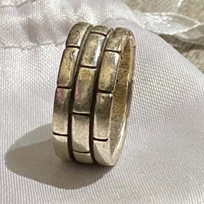 Womens Ring Silver 