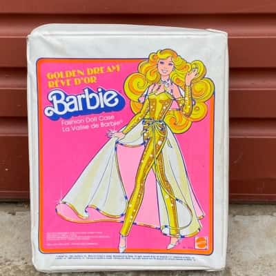 1980 Mattel Golden Dream Barbie Fashion Doll Case with two dolls and accessories.