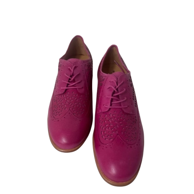 Bresley  BNIB. Ashby Size 46 Hot Pink  Lace Ups