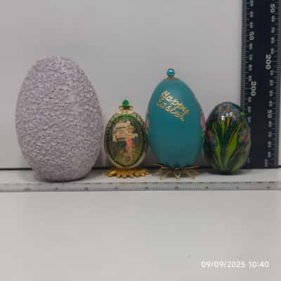 5pcs Ornamental Decorative Eggs Assorted Hand Painted 