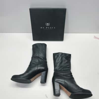 Mi Piaci Black Genuine Leather Block Heel Ankle Boots Size 39 EU US 8 Boxed