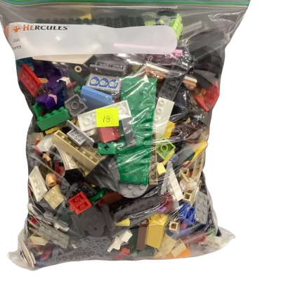 Assorted bag of Lego (18) 1.5 kilo