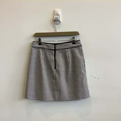 Oasis Womens  Size 12 Mini Skirt Black White Pattern