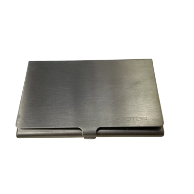 Oroton slim credit card holder 9 cm x 6 cm