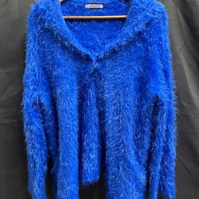 Sass Womens Size 8 Blue Fluffy Cardy With Hood