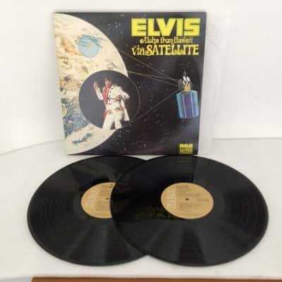 12” Vinyl Elvis Presley Double Album Aloha From Hawaii Via Satellite Excellent Condition 