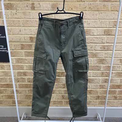 American Eagle Mens green pants Size 28 / 32 