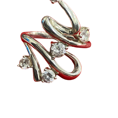  Womens Stirling silver cocktail Ring with 5 cubic zirconias. O
