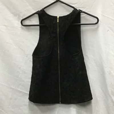 C&M Camilla and Marc Womens  Size 6 Singlet Top Animal print / Black  