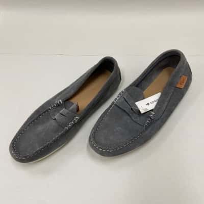 Brand New - Lacoste - Mens Leather / Suede Slip-On Shoes -Size 7 - Grey 