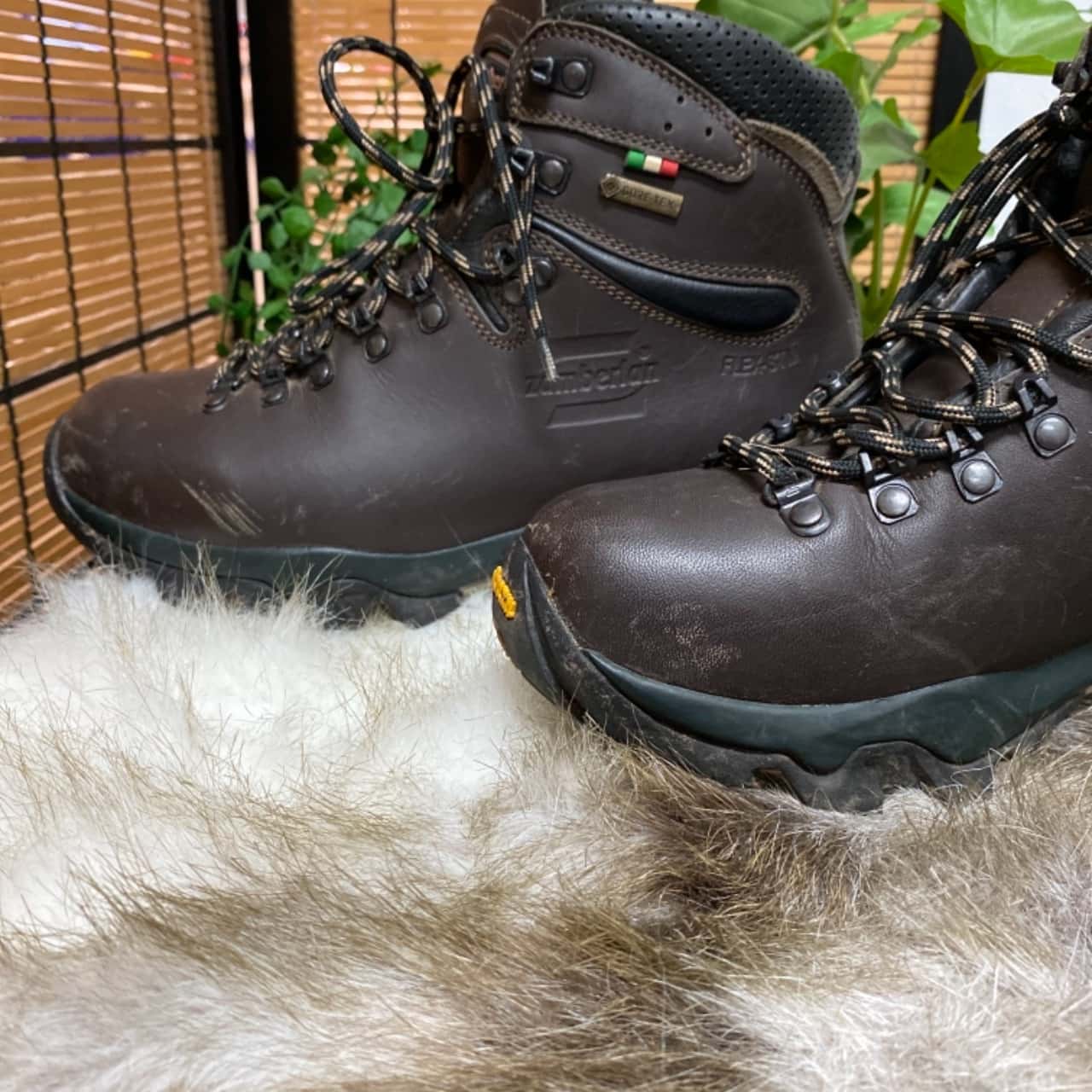 Mens Zamberlan Hiking Boots, Size 8/40, brown, made in Italy