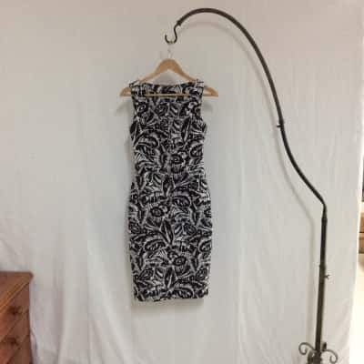 Cue Women's  Size 8 Floral Dress Brown / Pattern / White 