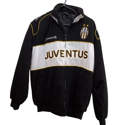  Mens juventus Size L Jersey Black  / White 