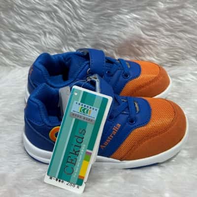  Kids Size 8.5 Sneakers Blue / Orange 
